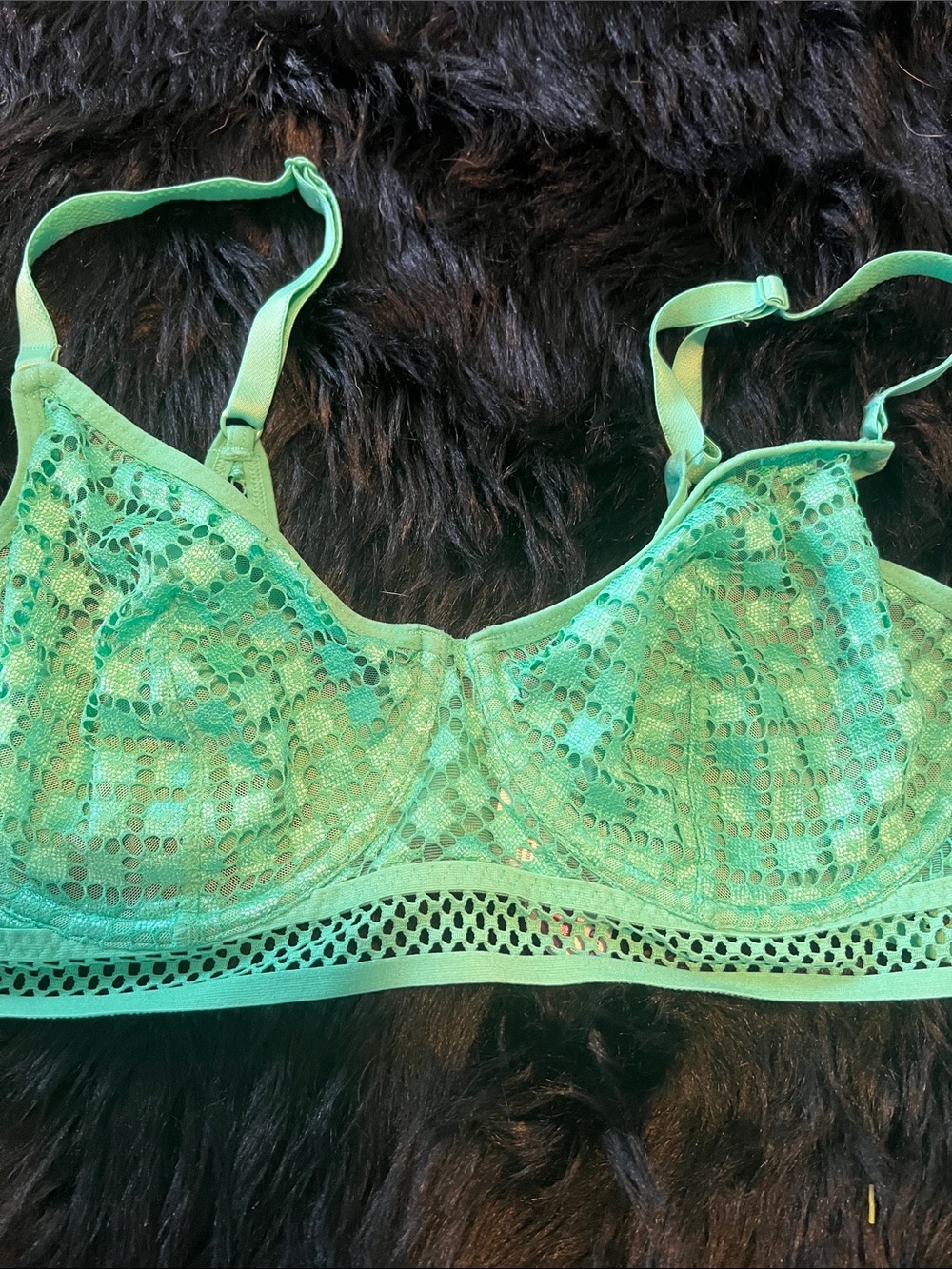 New without tags adore me, bro 34DD